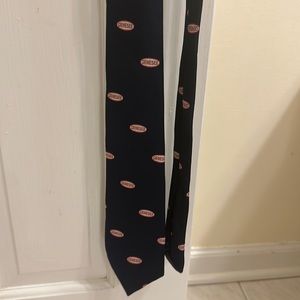 Men’s Genesse Beer necktie. Vintage